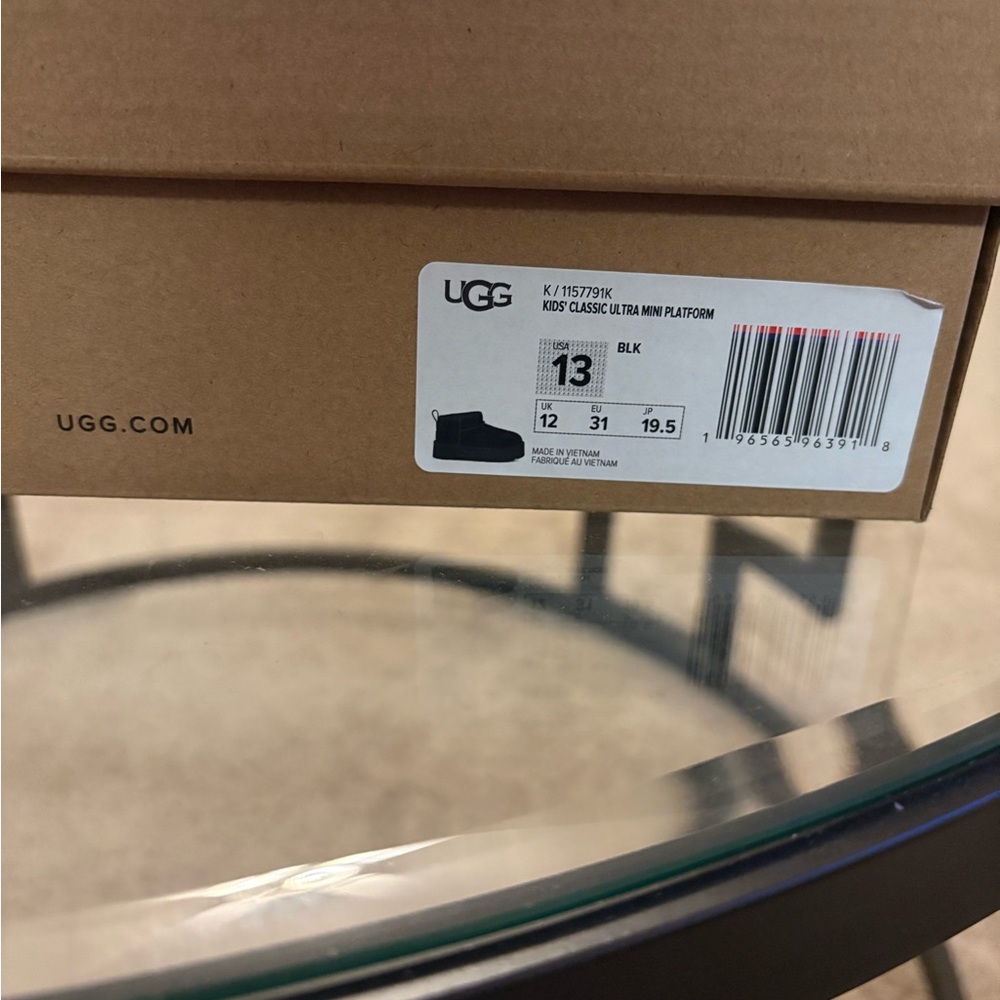 UGG Kids Classic Ultra Mini Platform Boots - Black